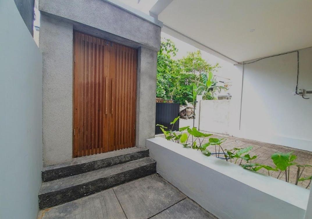Alodia With Pool & Kitchen